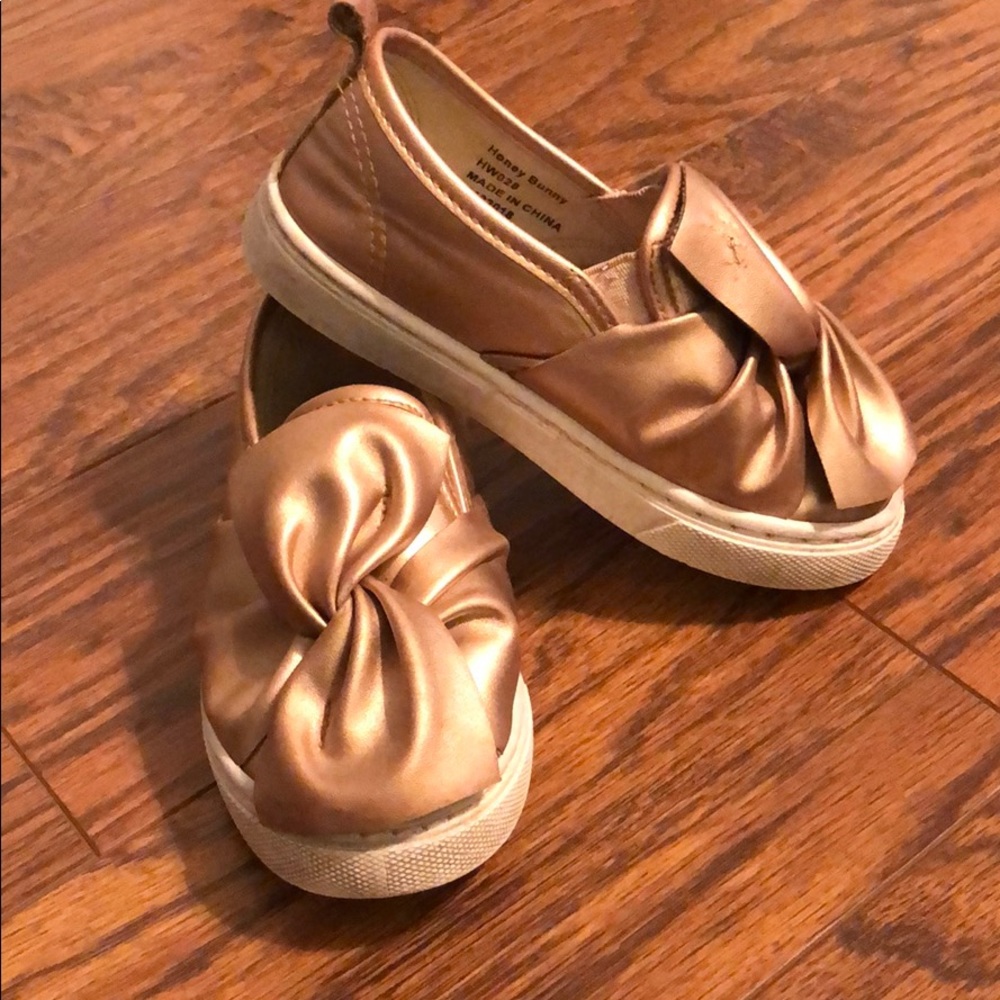 Girls Rose Gold Toddler Shoes
